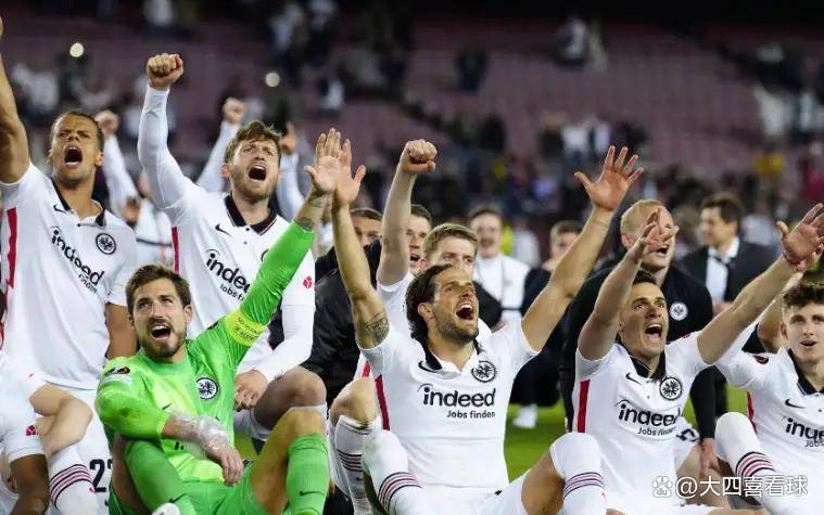 德国杯赛程吃紧；法兰克福冲刺阶段主帅复盘；赛场秩序良好；心理建设被强调的简单介绍