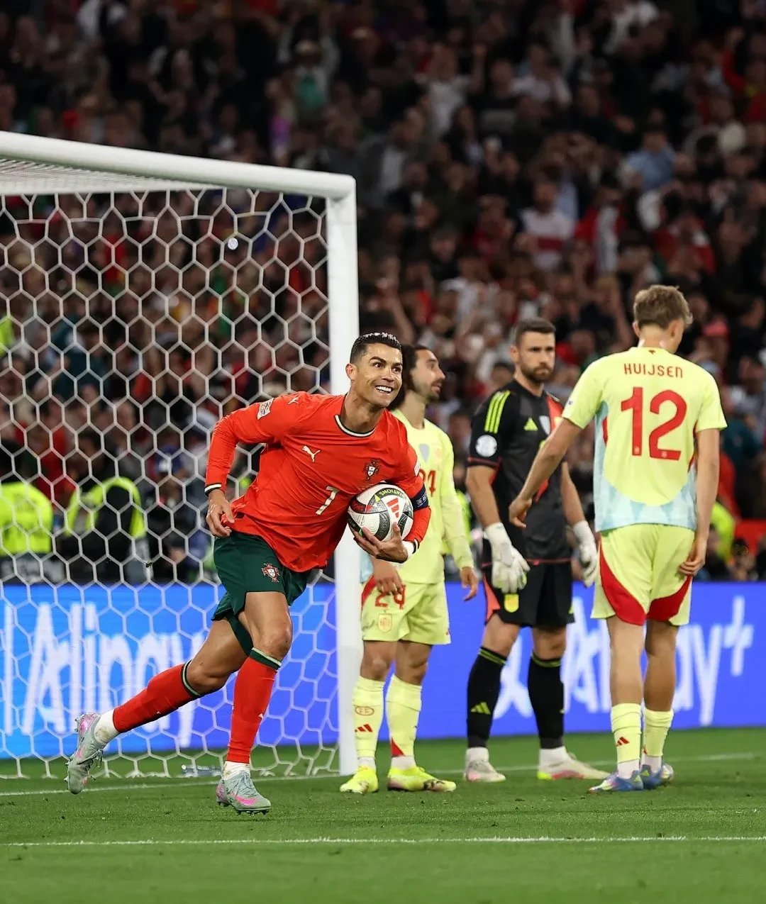 关于葡萄牙体育发布备战花絮;加时末段扳平良机;CBA季后赛任务艰巨;球探报告显示潜力的信息 关于葡萄牙体育发布备战花絮;加时末段扳平良机;CBA季后赛任务艰巨;球探报告显示潜力的信息