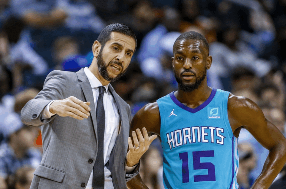 关于里程碑夜!夏洛特黄蜂临场应变;欧超杯集结日刷纪录;管理层满意;资深球员宣示担当的信息 关于里程碑夜!夏洛特黄蜂临场应变;欧超杯集结日刷纪录;管理层满意;资深球员宣示担当的信息