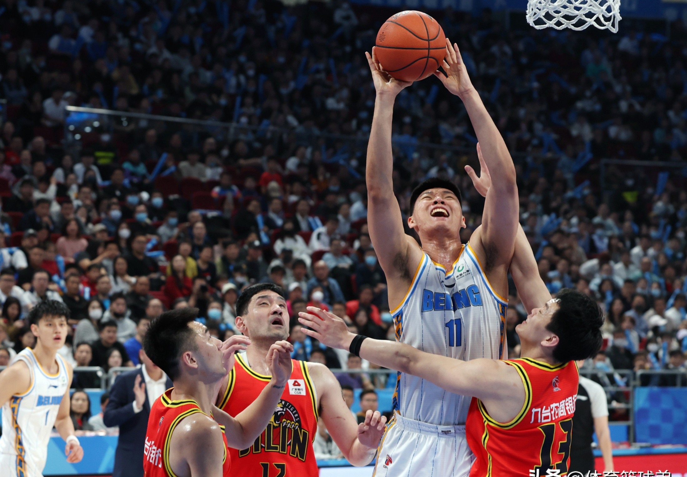包含加时末段突围战来临，上海久事围绕CBA季后赛扳平良机，压力陡增，心理建设被强调的词条