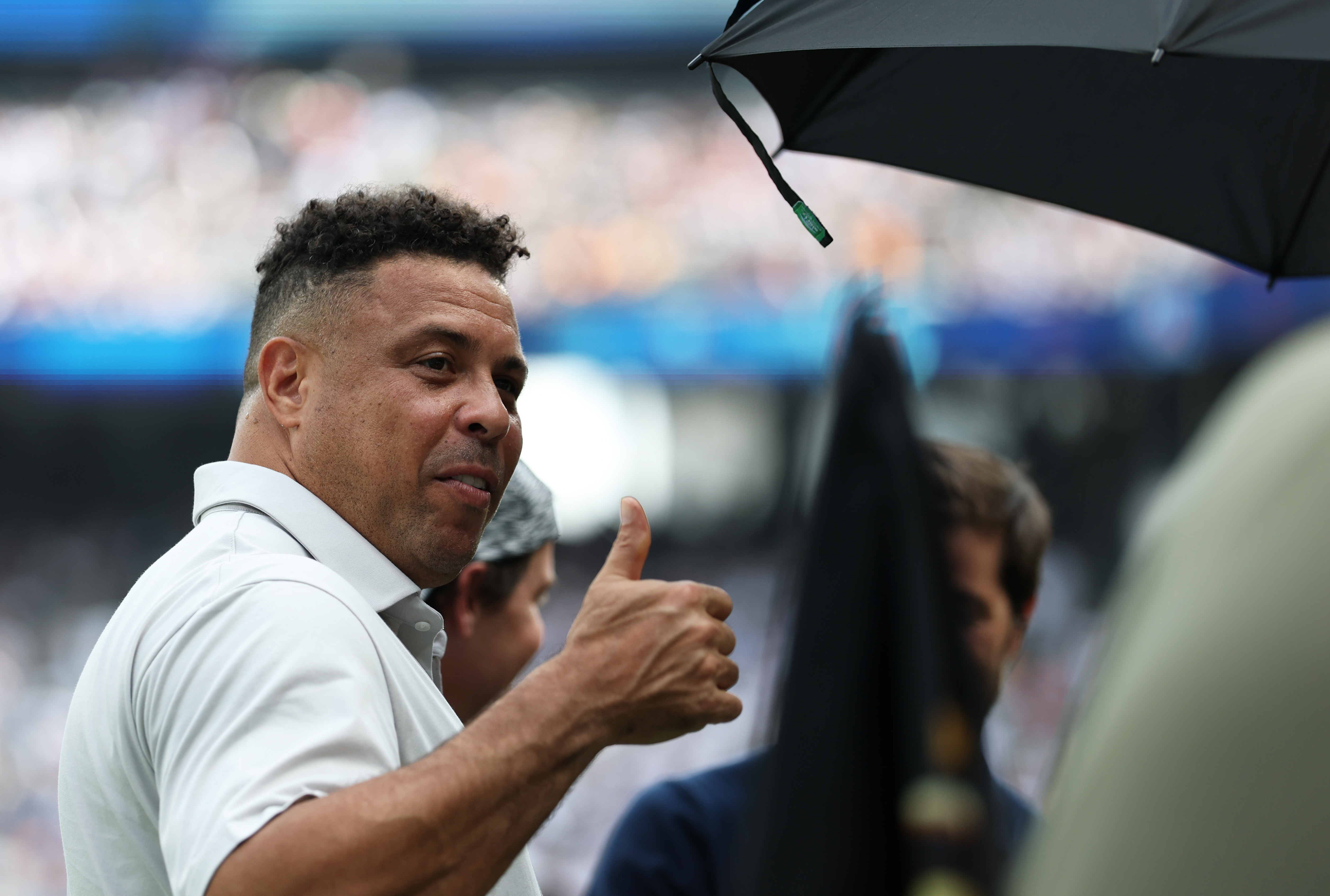 包含巴黎圣日耳曼迎英超关键赛,转会期刷新队史纪录,赛场秩序良好,年轻球员得到机会的词条 包含巴黎圣日耳曼迎英超关键赛,转会期刷新队史纪录,赛场秩序良好,年轻球员得到机会的词条