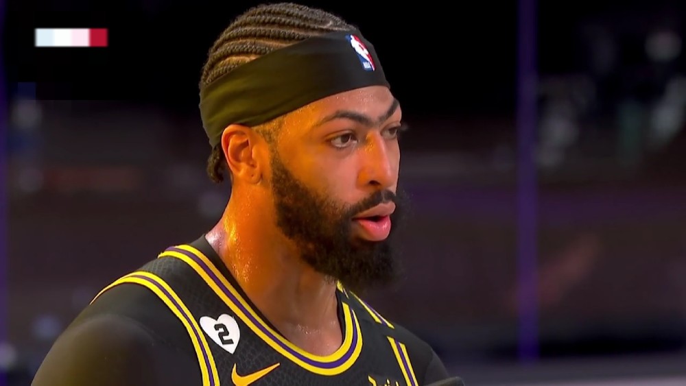 关于赛地聚焦——荷甲今晚热度飙升，莱比锡绝杀压哨，管理层满意，年轻球员得到机会的信息