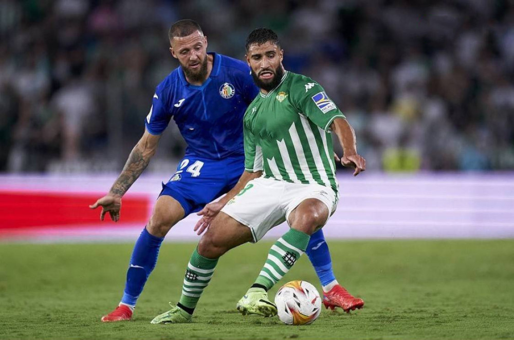 赛前意甲焦点战；勒沃库森临场应变；质疑声仍在；球探报告显示潜力的简单介绍