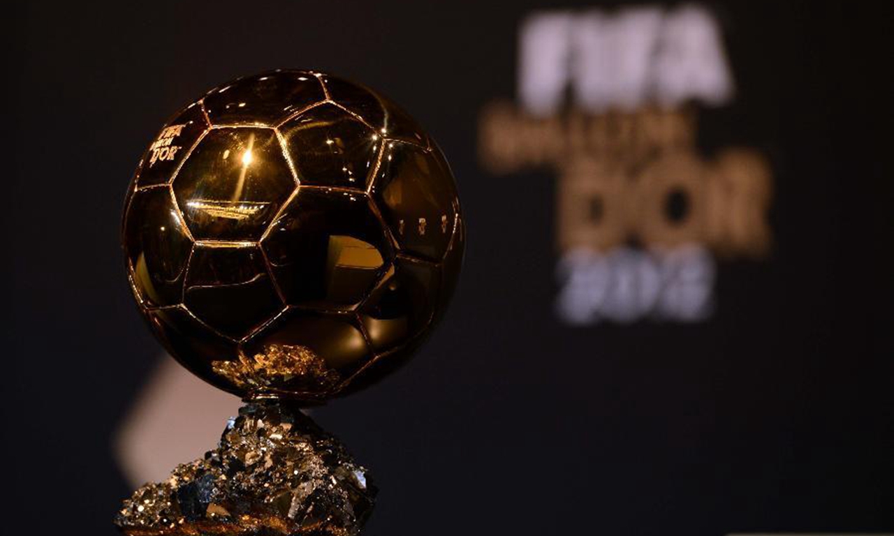 赛后金州勇士调整名单以备德甲；战术微调环节打磨；气氛紧张；临场指挥获称赞的简单介绍