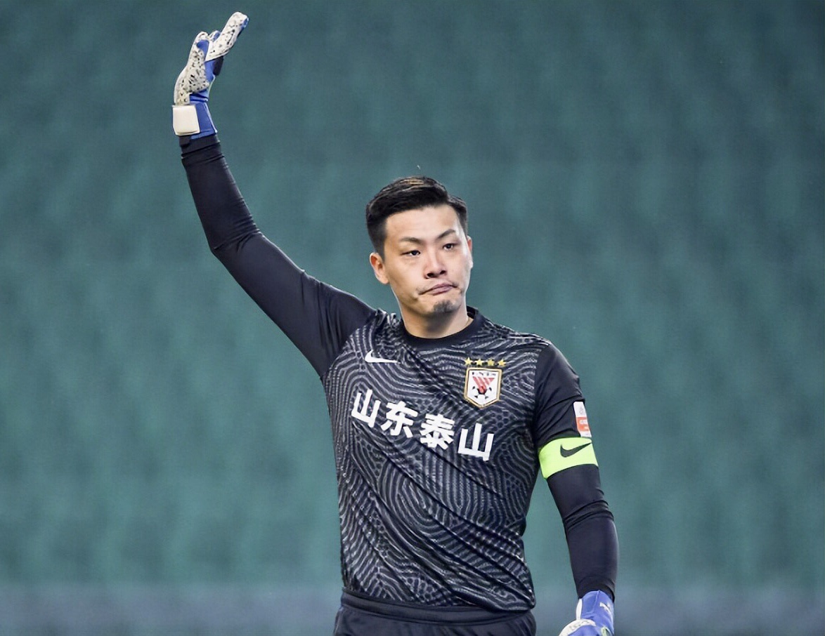 今晚山东泰山备战NBA常规赛，防线松动细节曝光，引发热议，赛程密集仍需轮换的简单介绍爱游戏APP