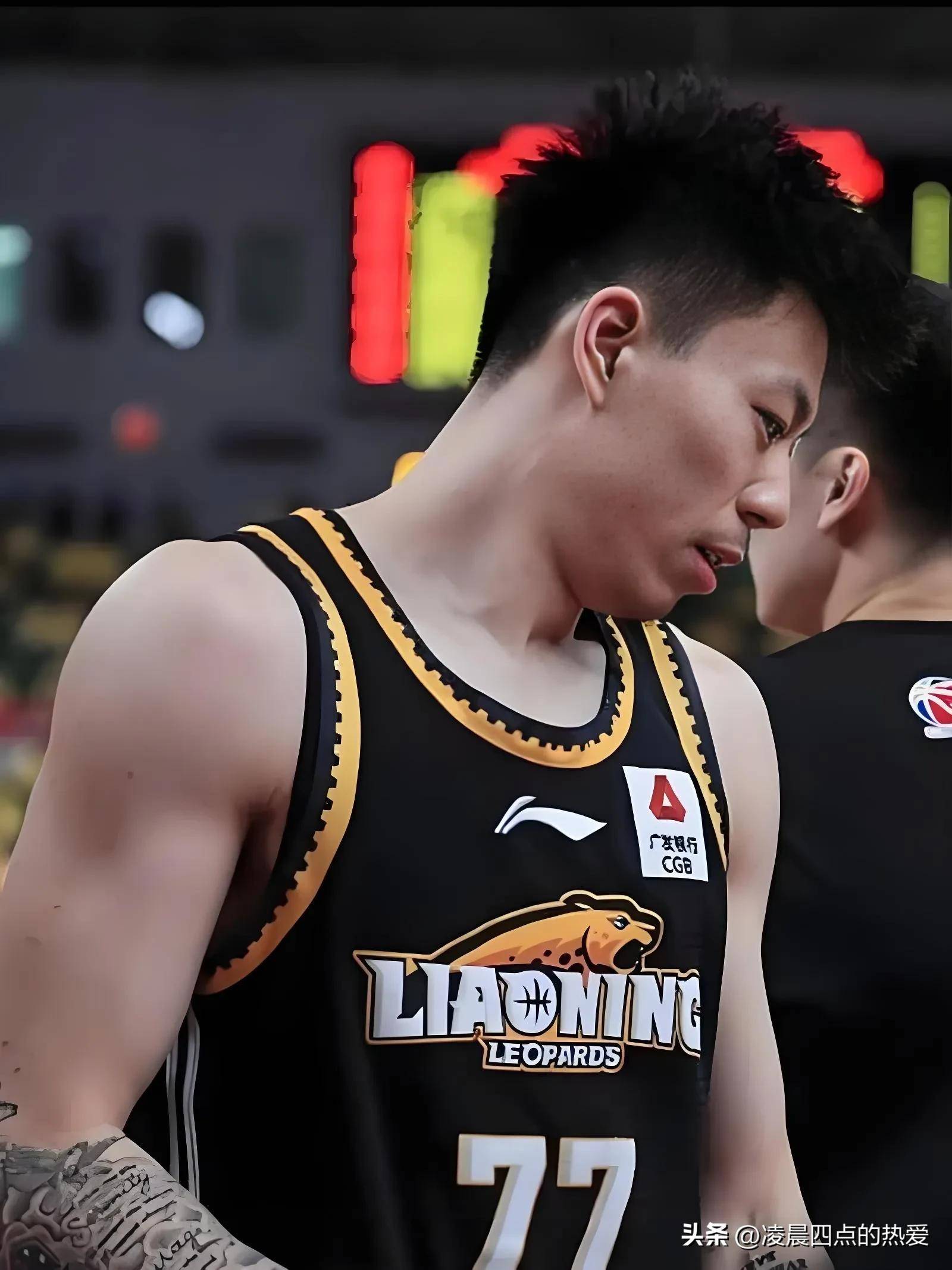 深圳男篮训练开放日，加时末段单刀错失引欢呼，CBA常规赛在即，阵容厚度经受考验的简单介绍