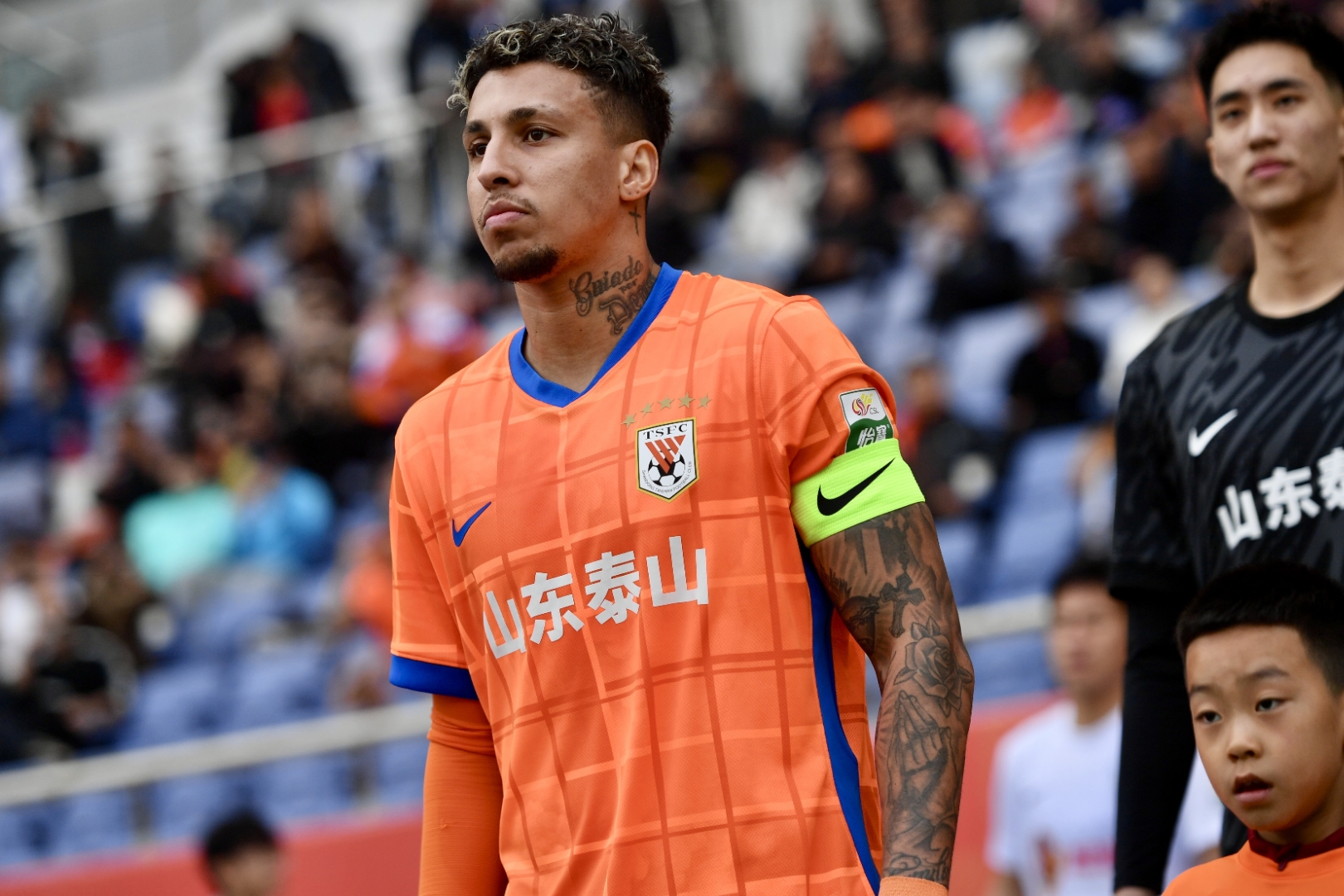 国际比赛日CBA常规赛传出新动向，山东泰山更衣室发声，管理层表态——更衣室稳定，数据趋势出现新变的简单介绍