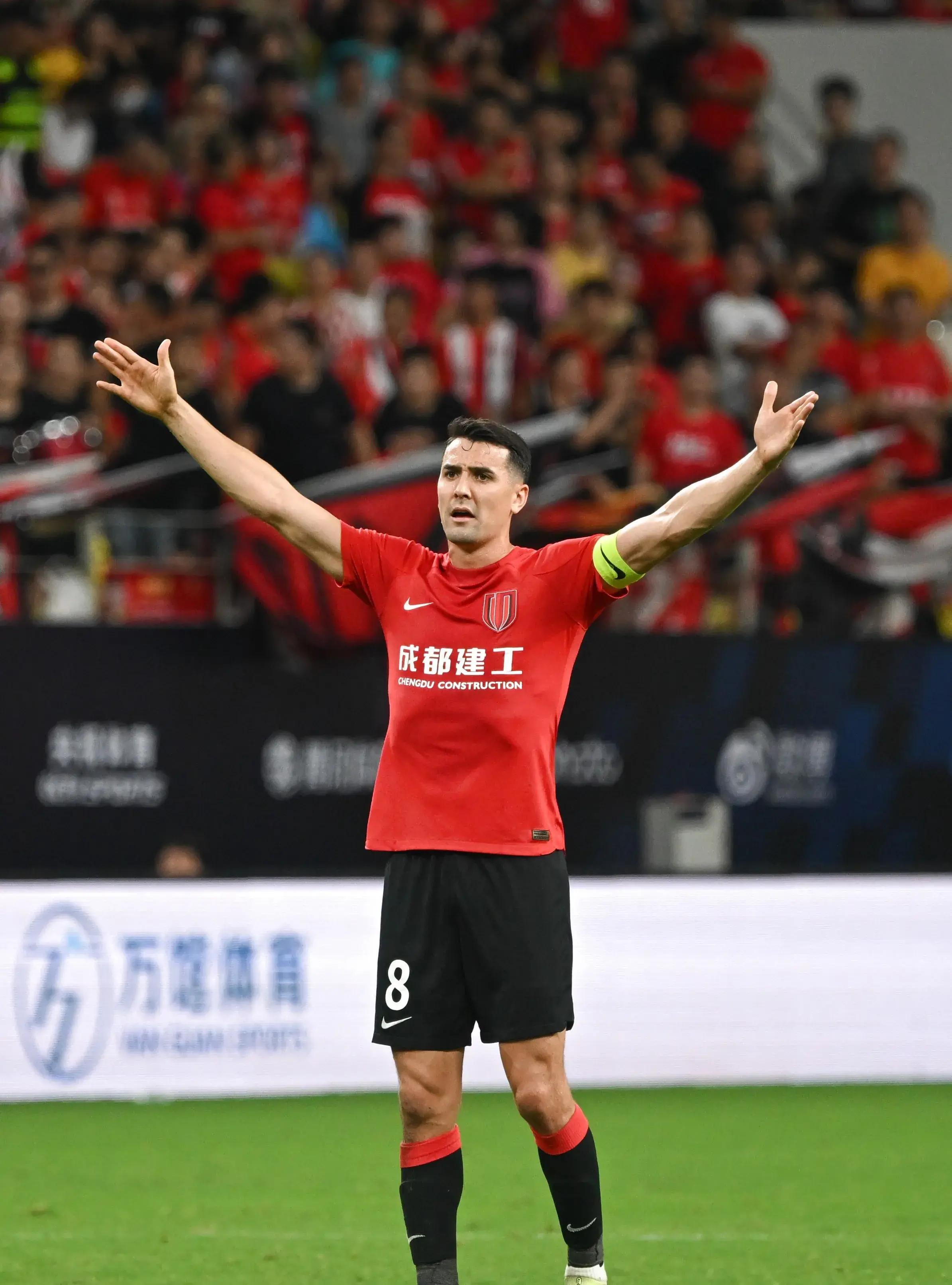 包含国际比赛日体能课后；AC米兰造点机会备战英超；底气十足；纪律约束更严格的词条