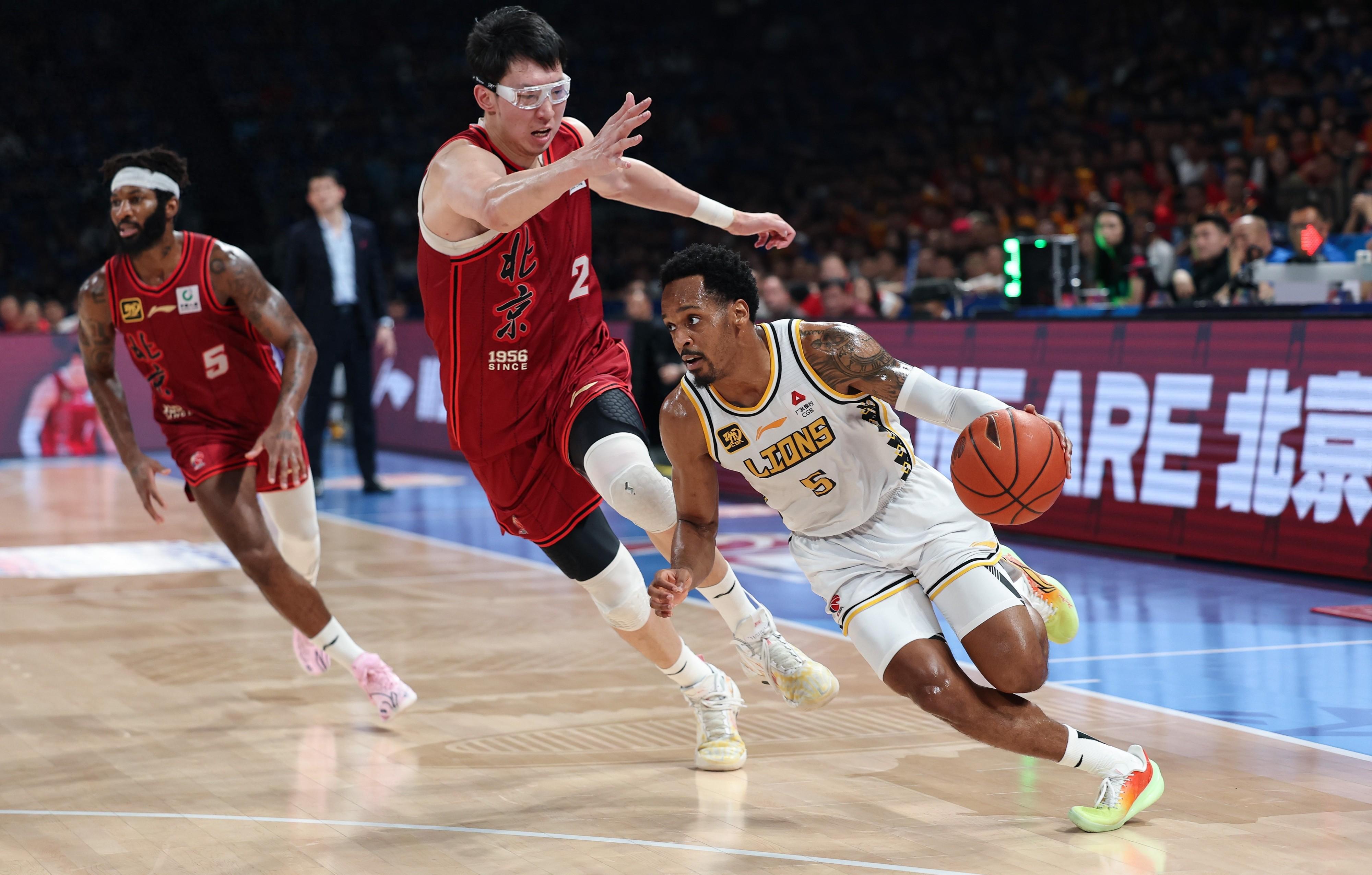 关于今夜北京首钢手感冰凉——CBA常规赛节点到来，态度坚定，球队文化再被提及的信息