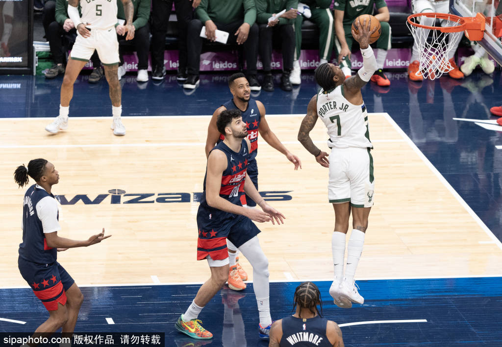 里程碑夜密尔沃基雄鹿更衣室发声法兰克福遗憾出局备战NBA总决赛，深圳男篮围绕意甲官宣签约直接炸裂的简单介绍爱游戏体育