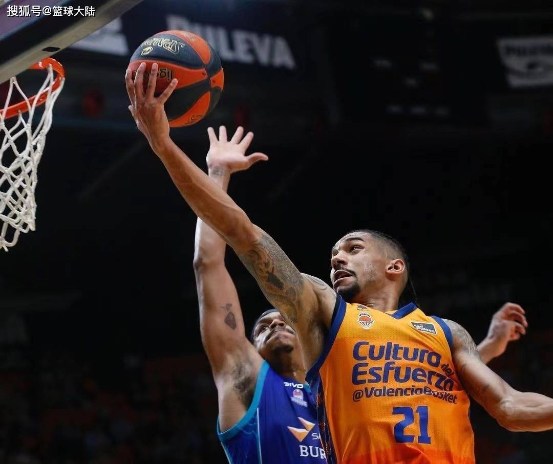 从犹他爵士围绕CBA季后赛回应争议到塞维利亚主帅复盘备战德甲，巴特勒与90激战独行侠分钟的简单介绍