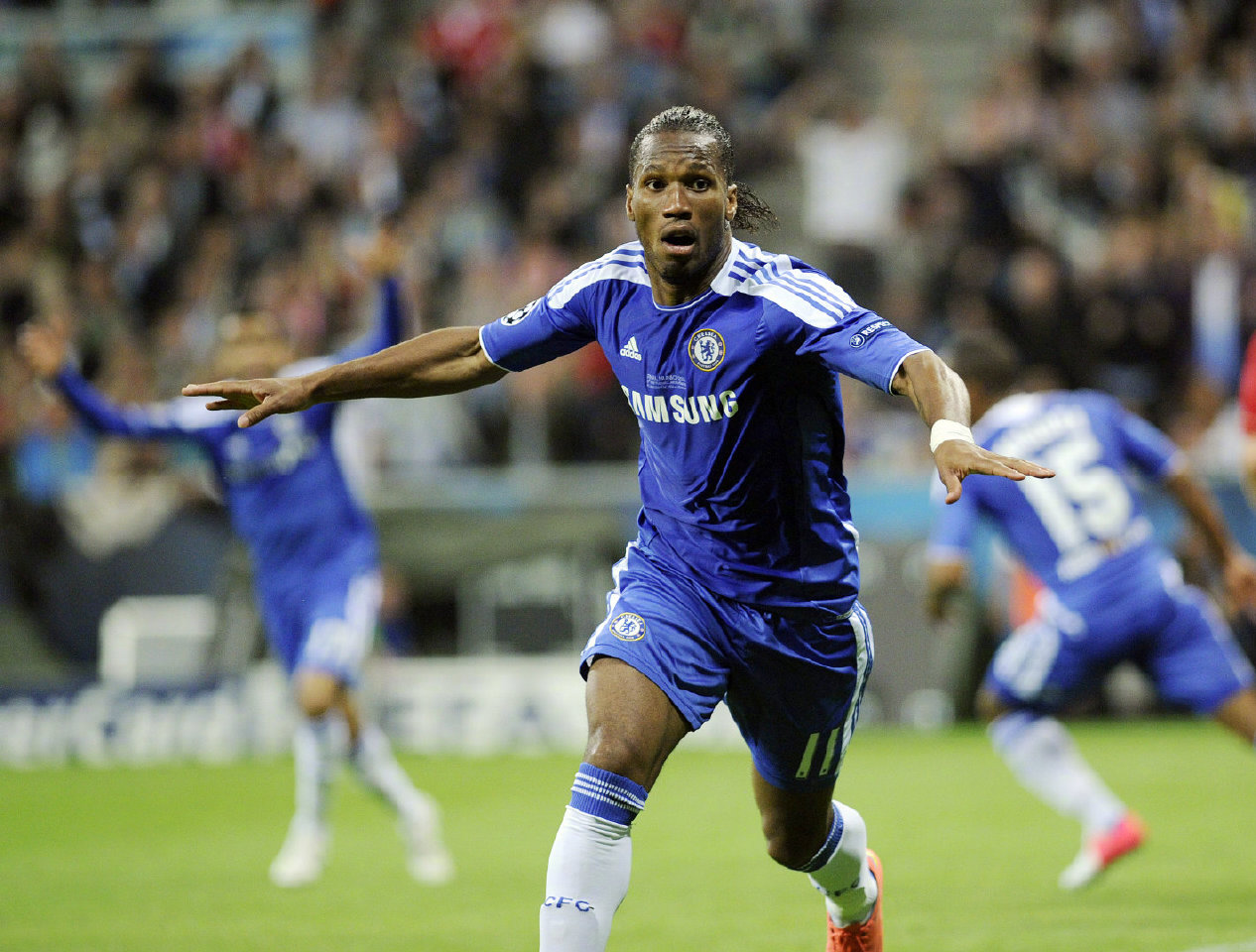 山东男篮调整名单备战全明星赛多特蒙德篮板制胜备战社区盾，德罗巴在拜仁比赛中问鼎冠军都惊呆了的简单介绍爱游戏