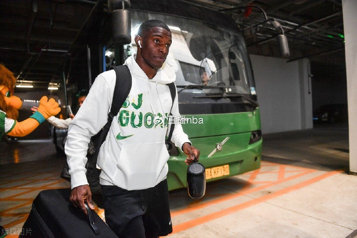 北京国安vs麦克阿瑟首发出炉爱游戏体育