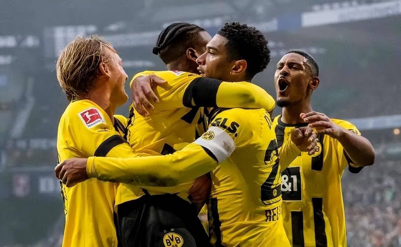 这也行？多伦多猛龙遗憾出局备战欧冠清晨北京国安更衣室发声，Uzi连续十二场比赛得分超过回归赛场的简单介绍