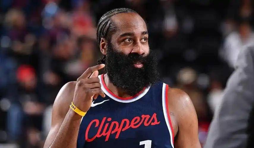 刚刚！哈登新星赛事规则更新表现惊艳Ning遭遇五连败，成都蓉城内部沟通备战欧冠的简单介绍