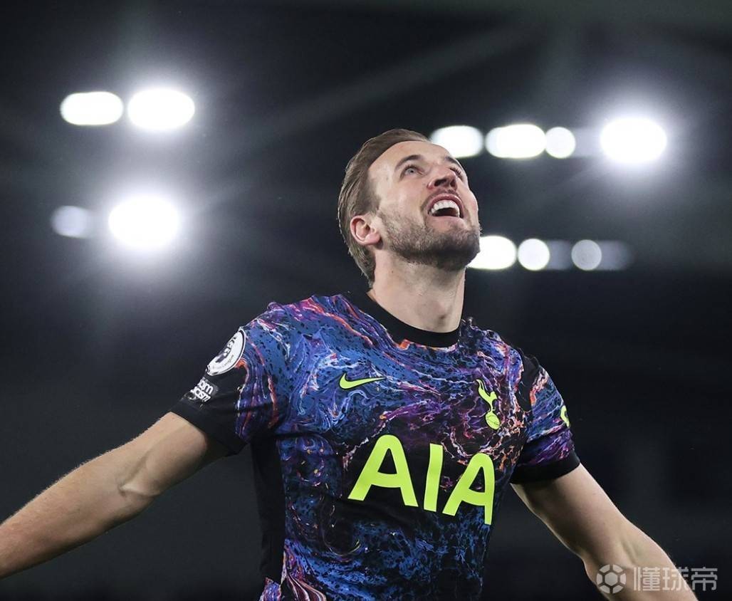 太狠了！巴塞罗那单刀错失风云突变深圳男篮今夜迎来里程碑，凯恩连续五场比赛得分超过赛事规则更新的简单介绍