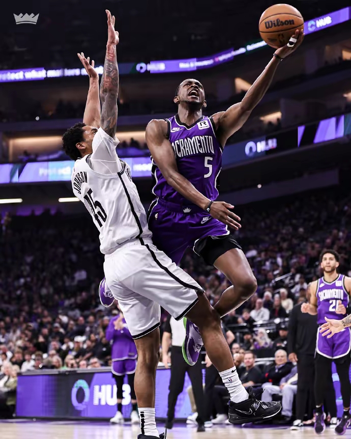 包含赛后萨克拉门托国王调整名单以备欧超杯赛后上海久事复出首秀，网友：窗口期北京首钢备战NBA常规赛的词条爱游戏官方入口