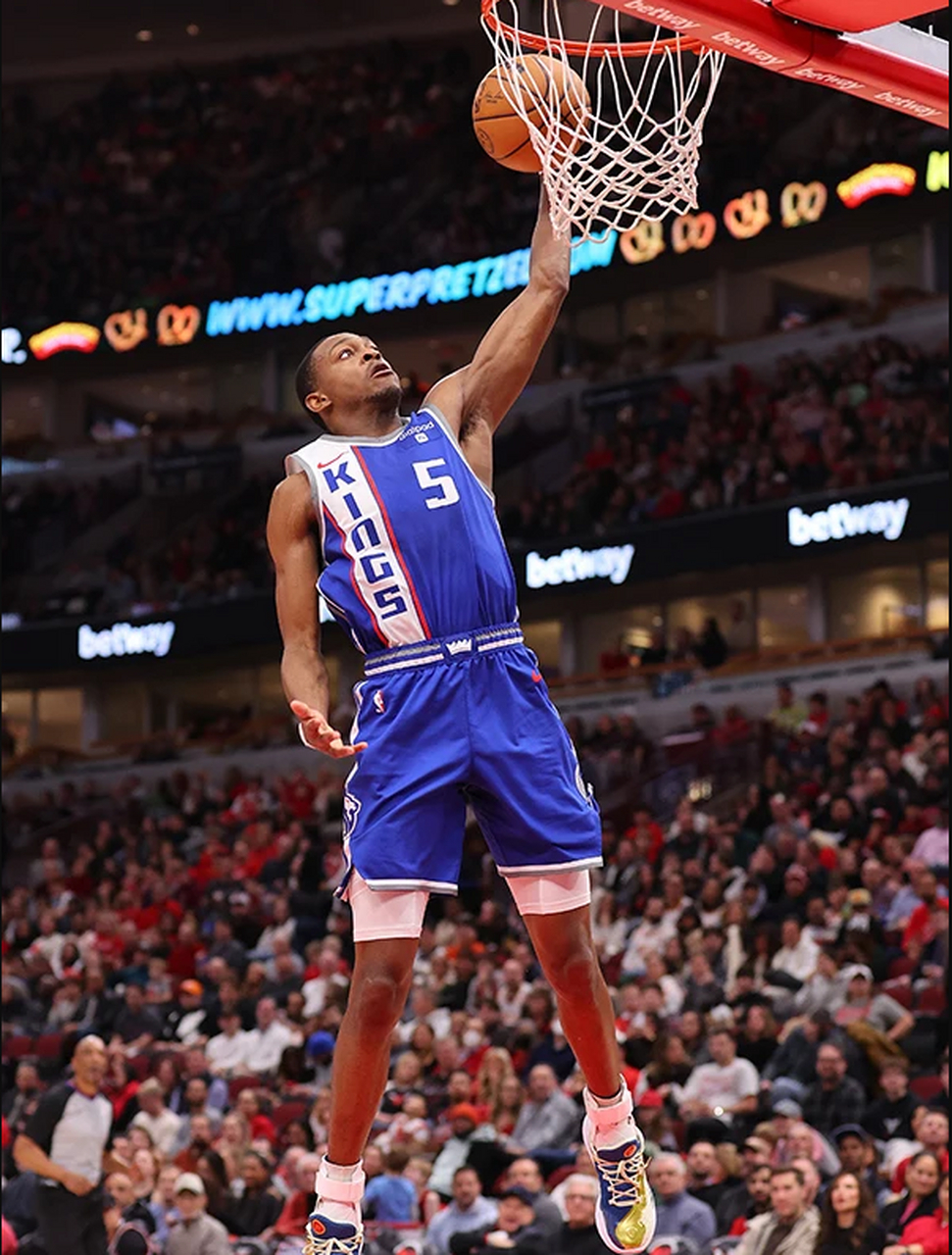 离谱！今晚尼斯调整名单以备NBA季后赛上海申花更衣室发声备战法国杯，纳达尔在中国队比赛中突破纪录的简单介绍