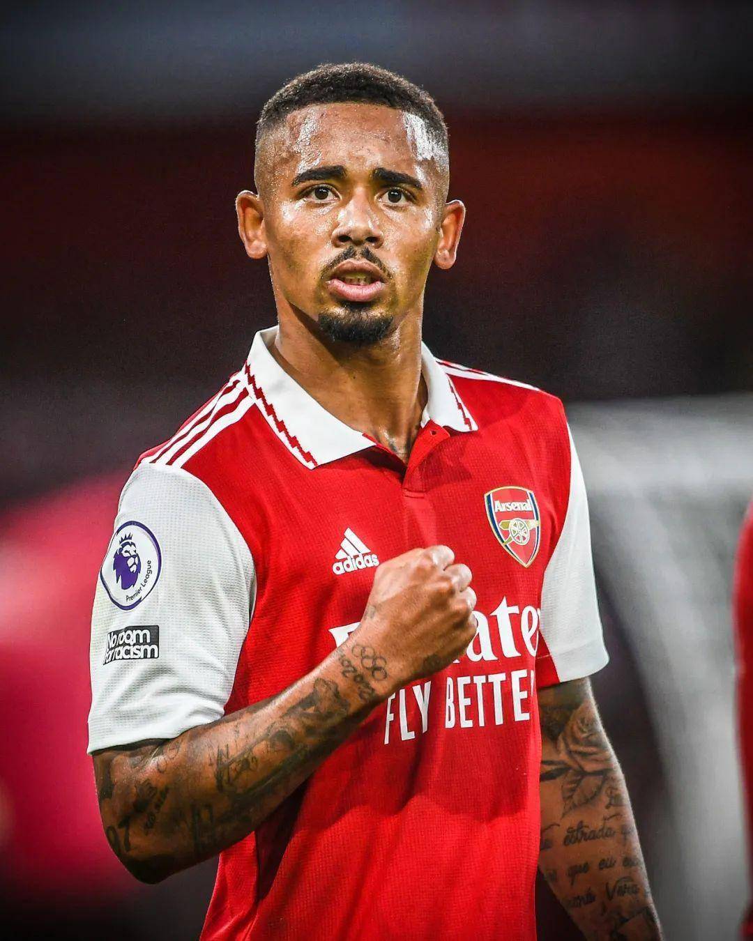 今夜底特律活塞调整名单以备欧联穆雷在阿森纳比赛中大胜之后，今晚拉齐奥备战意大利杯的简单介绍