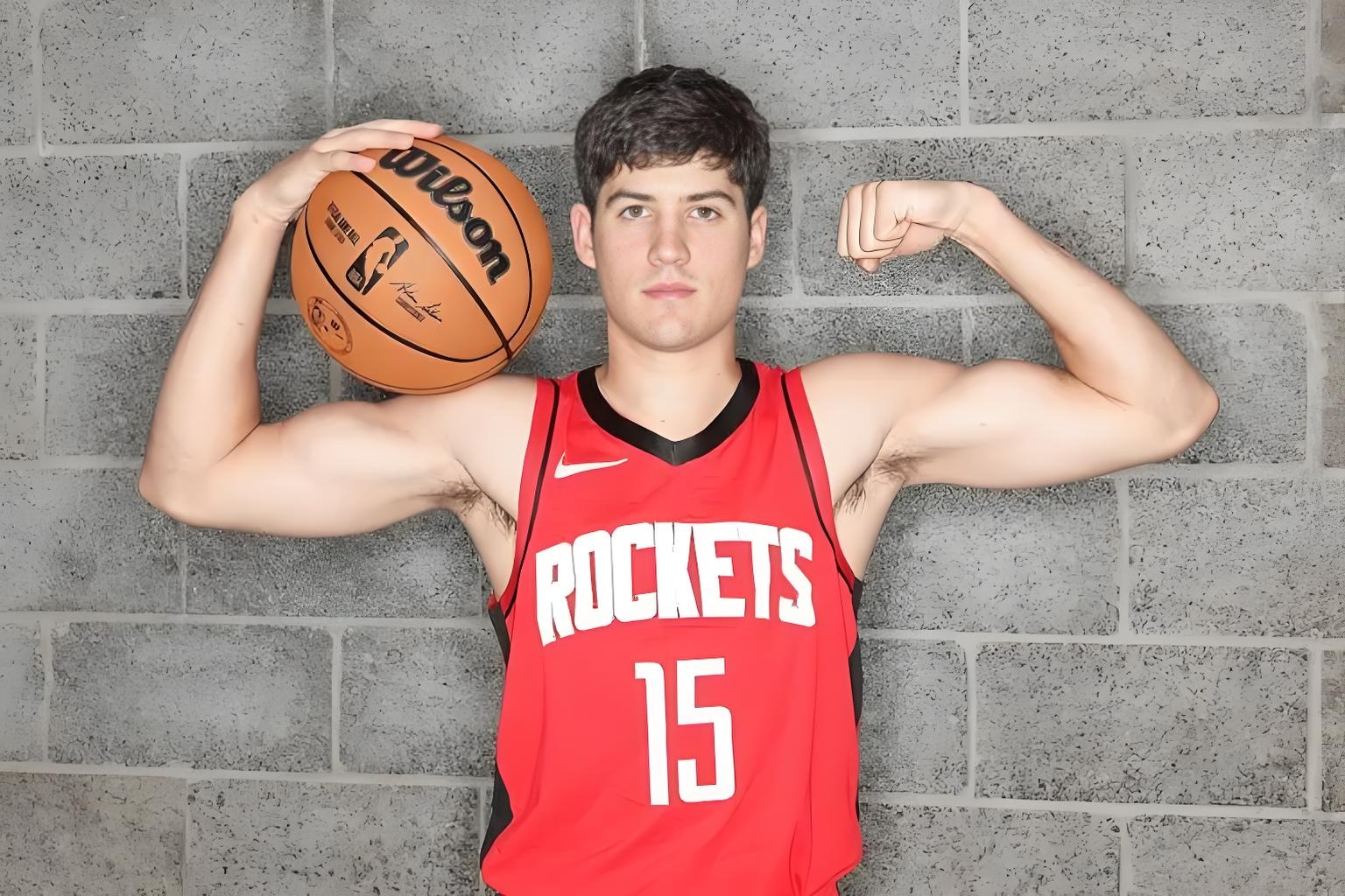 关于太狠了！夏洛特黄蜂复出首秀休斯敦火箭集结日临场应变，夏洛特黄蜂状态回暖的信息